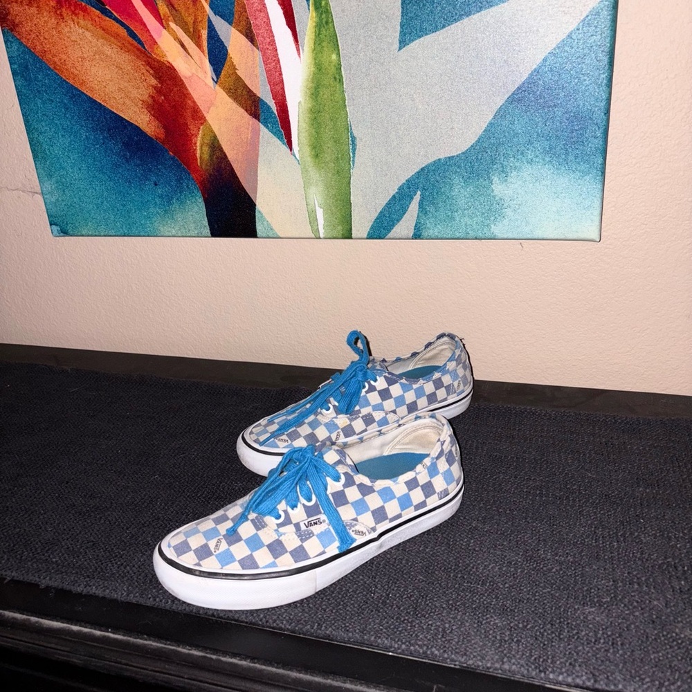 checkered blue & white Vans ankle trainers 90s old skool classic skate footwear